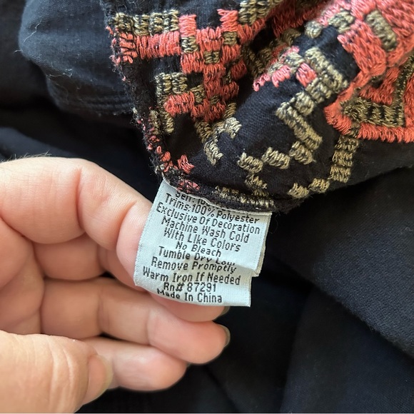 Johnny Was JW Los Angeles Navy Blue Embroidered Wrap Cardigan EUC SZXS - Picture 5 of 6